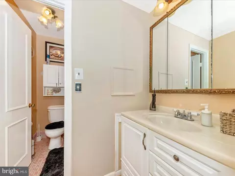 14901 Cobblestone Dr, Silver Spring, MD 20905 photo 24
