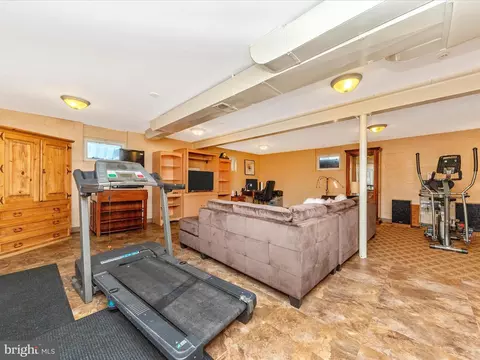 14901 Cobblestone Dr, Silver Spring, MD 20905 photo 34