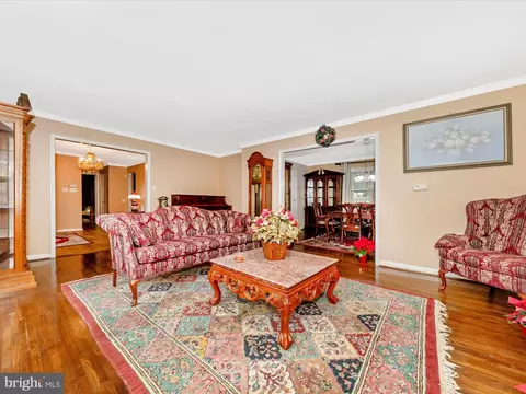 14901 Cobblestone Dr, Silver Spring, MD 20905 photo 5