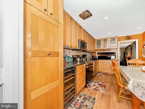 14901 Cobblestone Dr, Silver Spring, MD 20905 photo 8