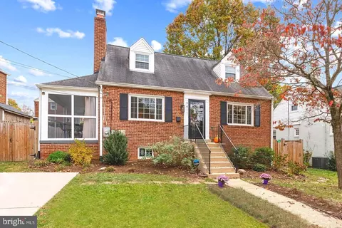 9411 Worth Ave, Silver Spring, MD 20901
