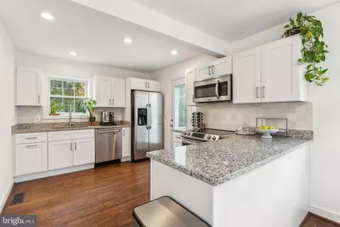 Kitchen - 9411 Worth Ave, Silver Spring, MD 20901 photo 1 of 1