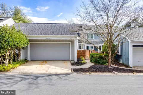 20621 Highland Hall Dr, Montgomery Village, MD 20886
