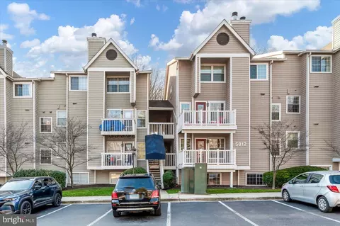 5812 Inman Park Cir #100, Rockville, MD 20852