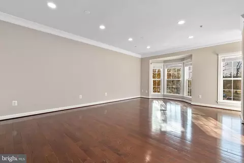 3320 Castle Ridge Cir #14, Silver Spring, MD 20904 photo 5