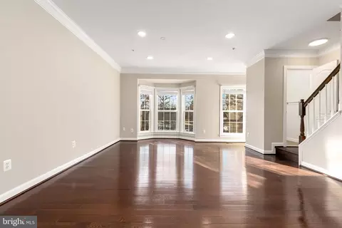 3320 Castle Ridge Cir #14, Silver Spring, MD 20904 photo 8