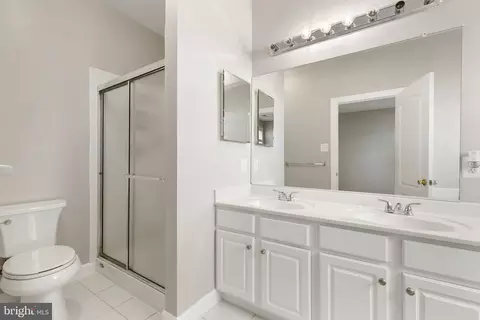 3320 Castle Ridge Cir #14, Silver Spring, MD 20904 photo 30