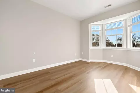 3320 Castle Ridge Cir #14, Silver Spring, MD 20904 photo 33