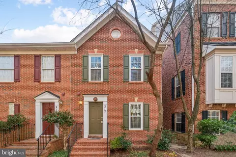 212 Poplar Spring Rd, Rockville, MD 20850