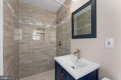 Bath - 10713 Woodsdale Dr, Silver Spring, MD 20901 photo 2 of 5
