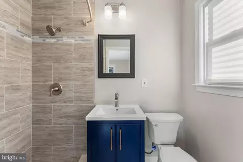 Bath - 10713 Woodsdale Dr, Silver Spring, MD 20901 photo 1 of 5