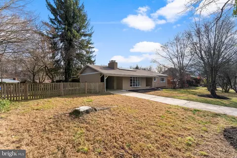 Exterior - 10713 Woodsdale Dr, Silver Spring, MD 20901 photo 3 of 10