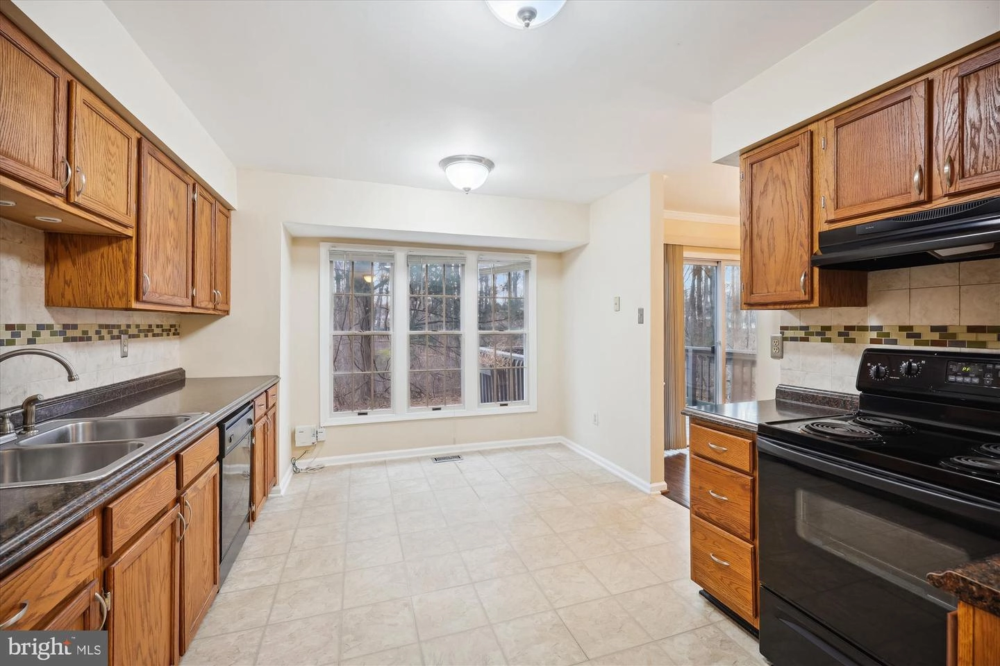 13601 Cedar Creek Ln, Silver Spring, MD 20904 photo 12