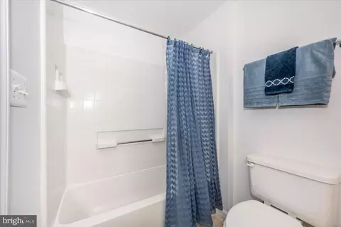 Bath - 3100 N Leisure World Blvd #220, Silver Spring, MD 20906 photo 5 of 5