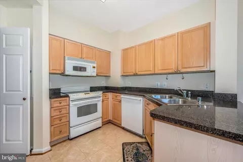 Kitchen - 3100 N Leisure World Blvd #220, Silver Spring, MD 20906 photo 2 of 7