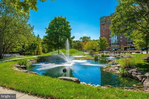 View/Area - 3100 N Leisure World Blvd #220, Silver Spring, MD 20906 photo 1 of 7
