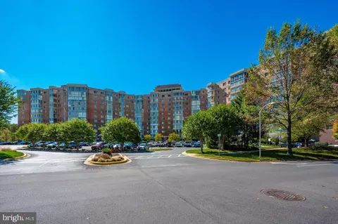Other - 3100 N Leisure World Blvd #220, Silver Spring, MD 20906 photo 8 of 47