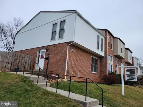 17641 Horizon Pl, Rockville, MD 20855