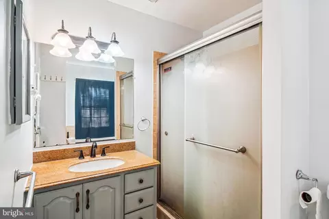 5 Foxhall Ct, Silver Spring, MD 20906 photo 14