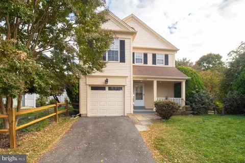 Exterior - 14807 Hazelmoor Ct, Silver Spring, MD 20906 photo 2 of 11