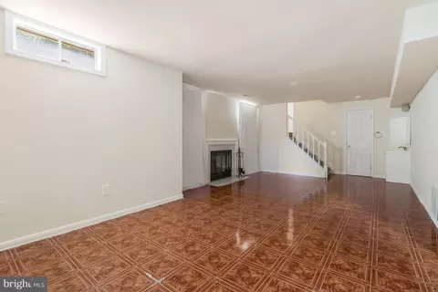Living - 14807 Hazelmoor Ct, Silver Spring, MD 20906 photo 9 of 11