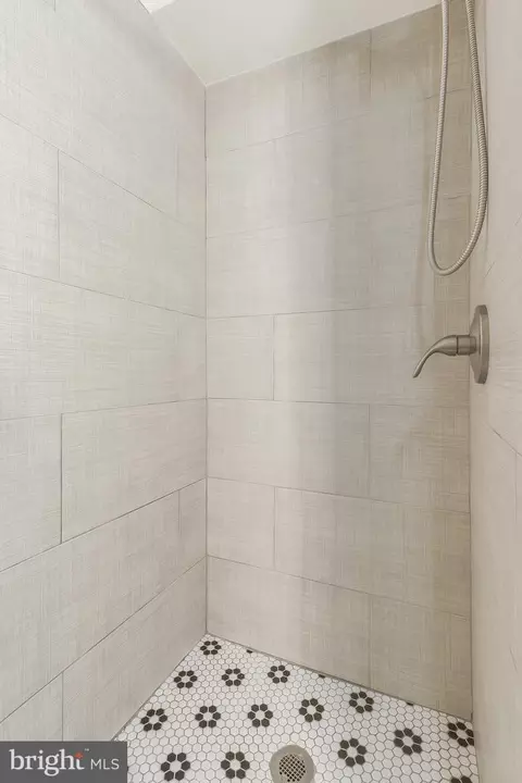 Bath - 14807 Hazelmoor Ct, Silver Spring, MD 20906 photo 11 of 12