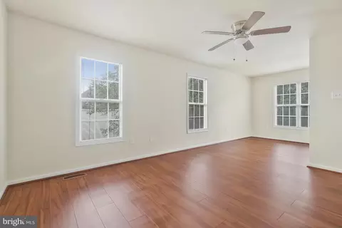 Living - 14807 Hazelmoor Ct, Silver Spring, MD 20906 photo 7 of 11
