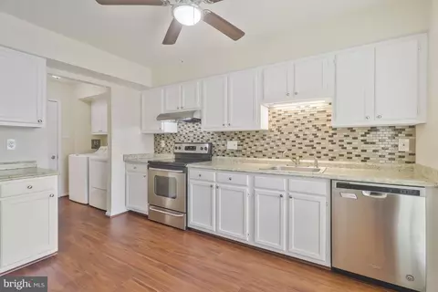 Kitchen - 14807 Hazelmoor Ct, Silver Spring, MD 20906 photo 2 of 3
