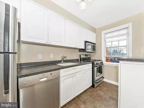 Kitchen - 8331 Grubb Rd #G-301, Silver Spring, MD 20910 photo 3 of 5