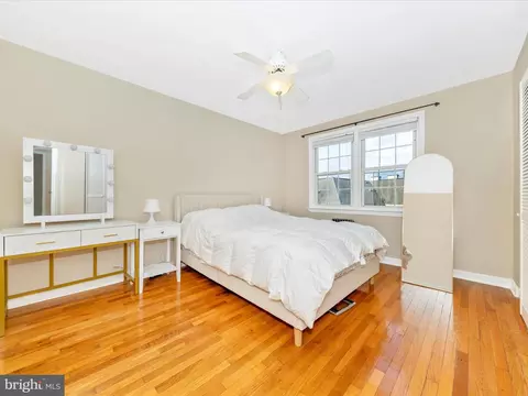 Bedroom - 8331 Grubb Rd #G-301, Silver Spring, MD 20910 photo 1 of 8
