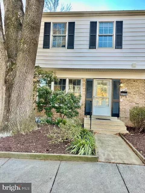 613 Northcliffe Dr, Rockville, MD 20850