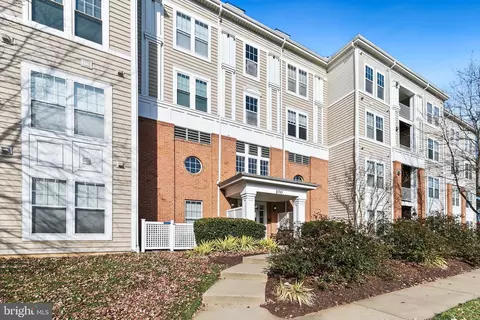 100 Watkins Pond Blvd #2-407, Rockville, MD 20850