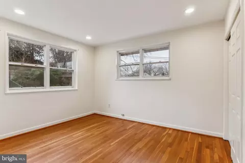 Bedroom - 13118 Holdridge Rd, Silver Spring, MD 20906 photo 4 of 5