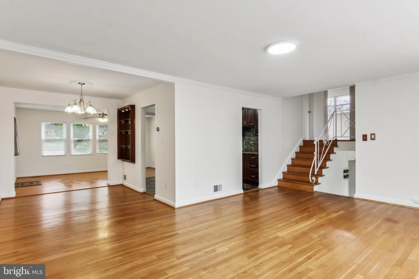 Living - 13118 Holdridge Rd, Silver Spring, MD 20906 photo 6 of 8