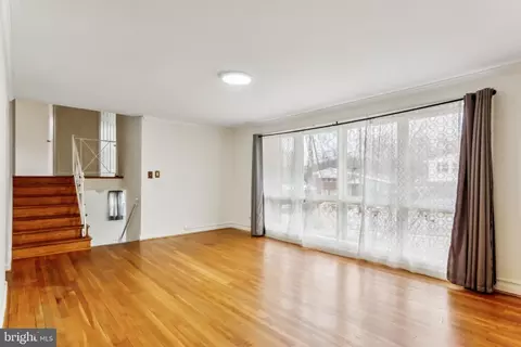 Living - 13118 Holdridge Rd, Silver Spring, MD 20906 photo 5 of 8