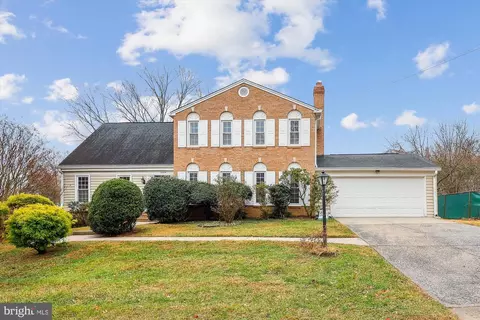 12004 Reynolds Ave, Potomac, MD 20854