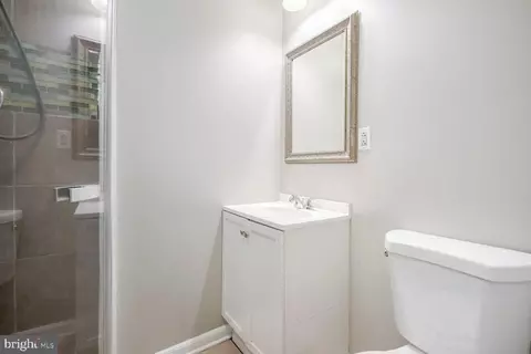 Bath - 103 Old Bonifant Rd, Silver Spring, MD 20905 photo 1 of 2