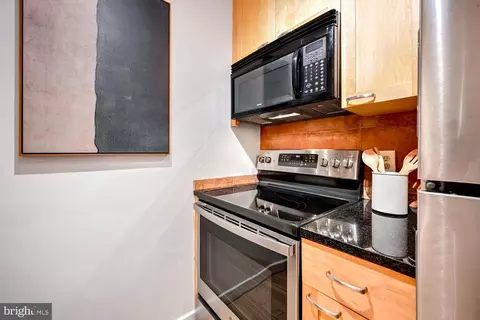 2226 Washington Ave #202, Silver Spring, MD 20910 photo 13