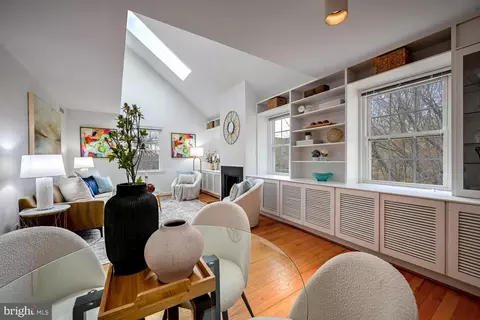 2226 Washington Ave #202, Silver Spring, MD 20910 photo 8