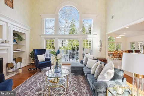 Living - 3725 Glen Eagles Dr, Silver Spring, MD 20906 photo 2 of 3