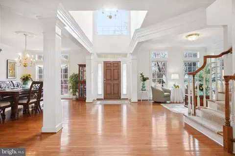Entry Way - 3725 Glen Eagles Dr, Silver Spring, MD 20906 photo 2 of 3