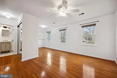 22 E Darby Ct, Gaithersburg, MD 20878 photo 23