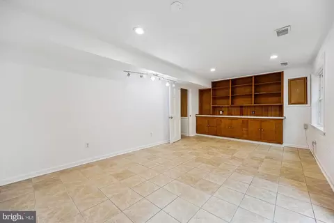 22 E Darby Ct, Gaithersburg, MD 20878 photo 44
