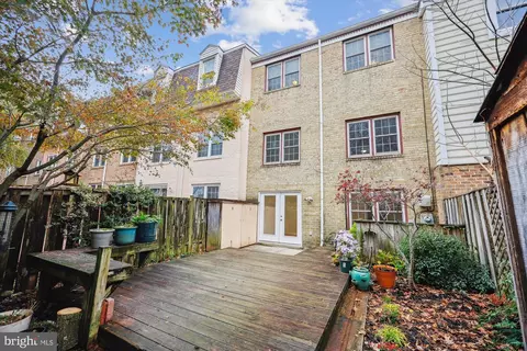 22 E Darby Ct, Gaithersburg, MD 20878 photo 47