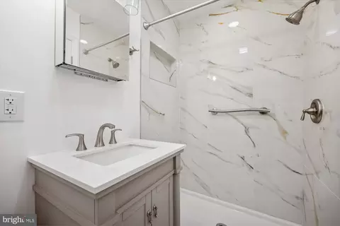 22 E Darby Ct, Gaithersburg, MD 20878 photo 28