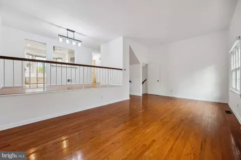22 E Darby Ct, Gaithersburg, MD 20878 photo 18