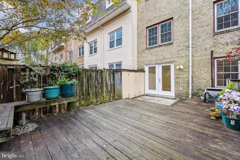 22 E Darby Ct, Gaithersburg, MD 20878 photo 48