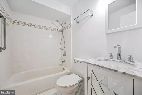 22 E Darby Ct, Gaithersburg, MD 20878 photo 40
