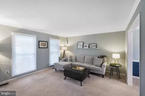 4141 Danube Ct, Olney, MD 20832 photo 2