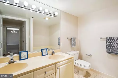 Bath - 14809 Pennfield Cir #303, Silver Spring, MD 20906 photo 1 of 1
